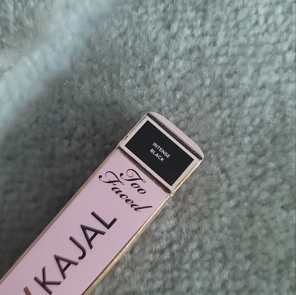 NEW Too Faced Smoke Show Kajal Eyeliner - Picture 2 of 4